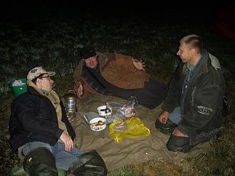 Нажмите на изображение для увеличения.  Название:	Рыбаки на привале.jpg Просмотров:	0 Размер:	123.5 Кб ID:	4439229